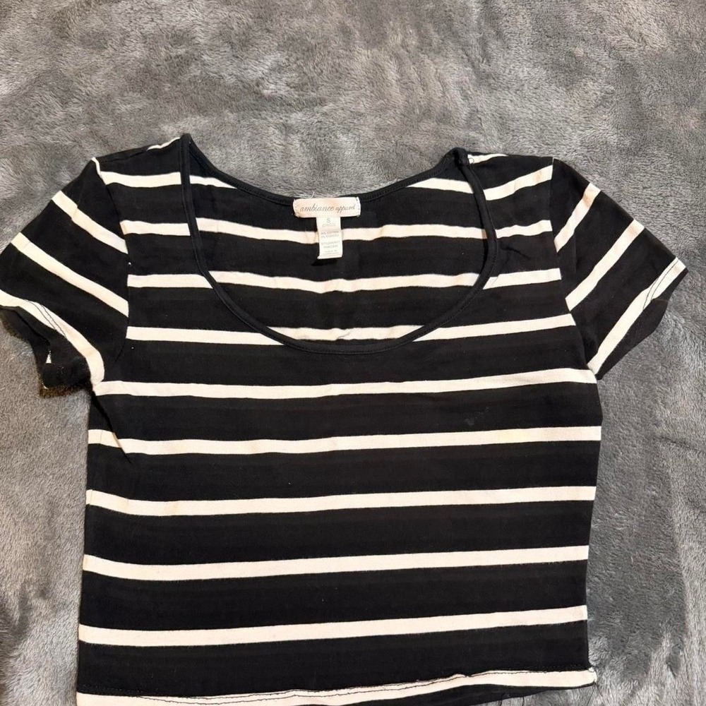 Black and White Striped Crop Top Size: S